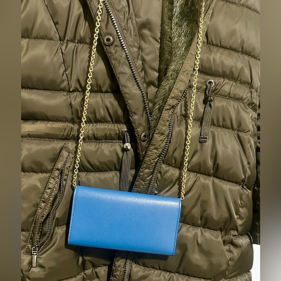 SALVATORE FERRAGAMO Cobalt Blue Wallet on Chain - NEW! - Picture 7 of 8